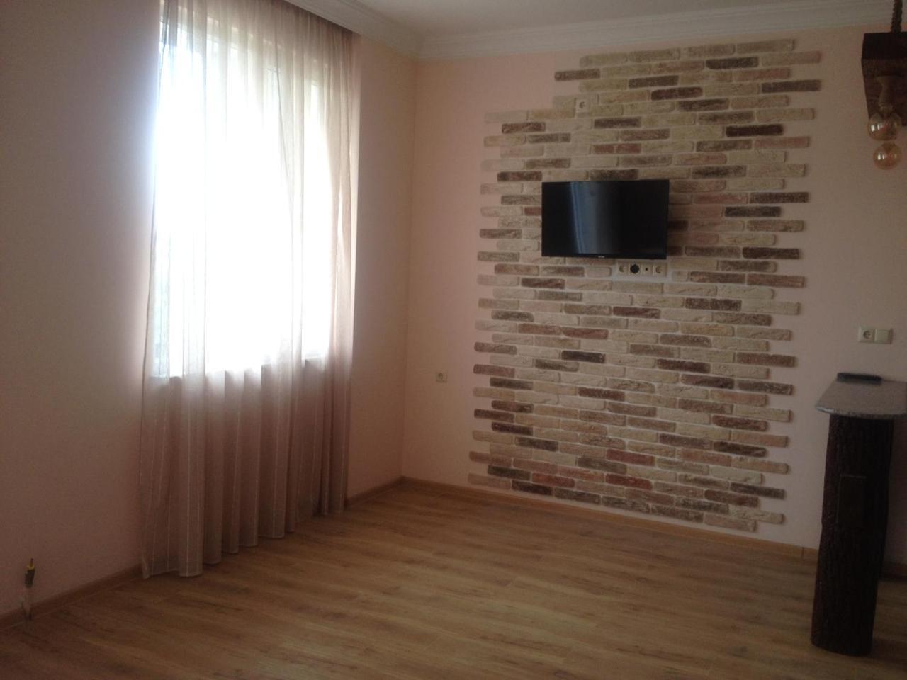 Nodari Batumi Esterno foto